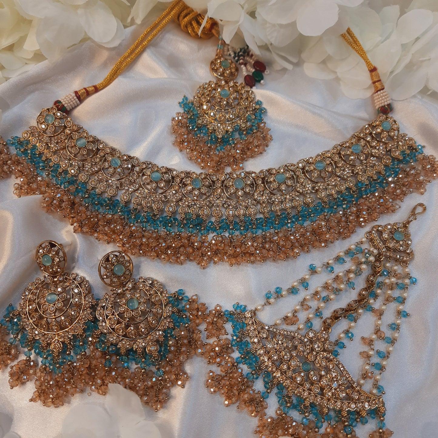 Ravina Choker Set