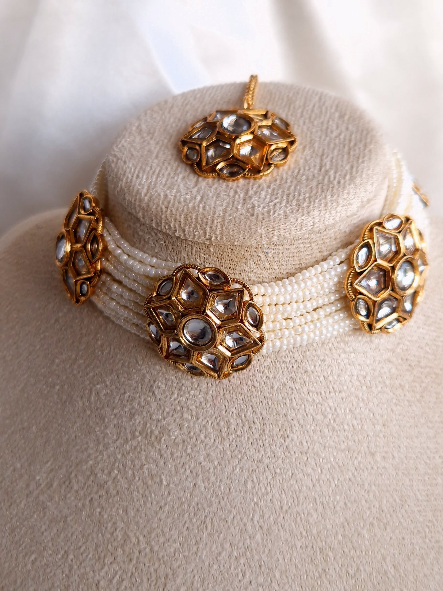 Choker Set