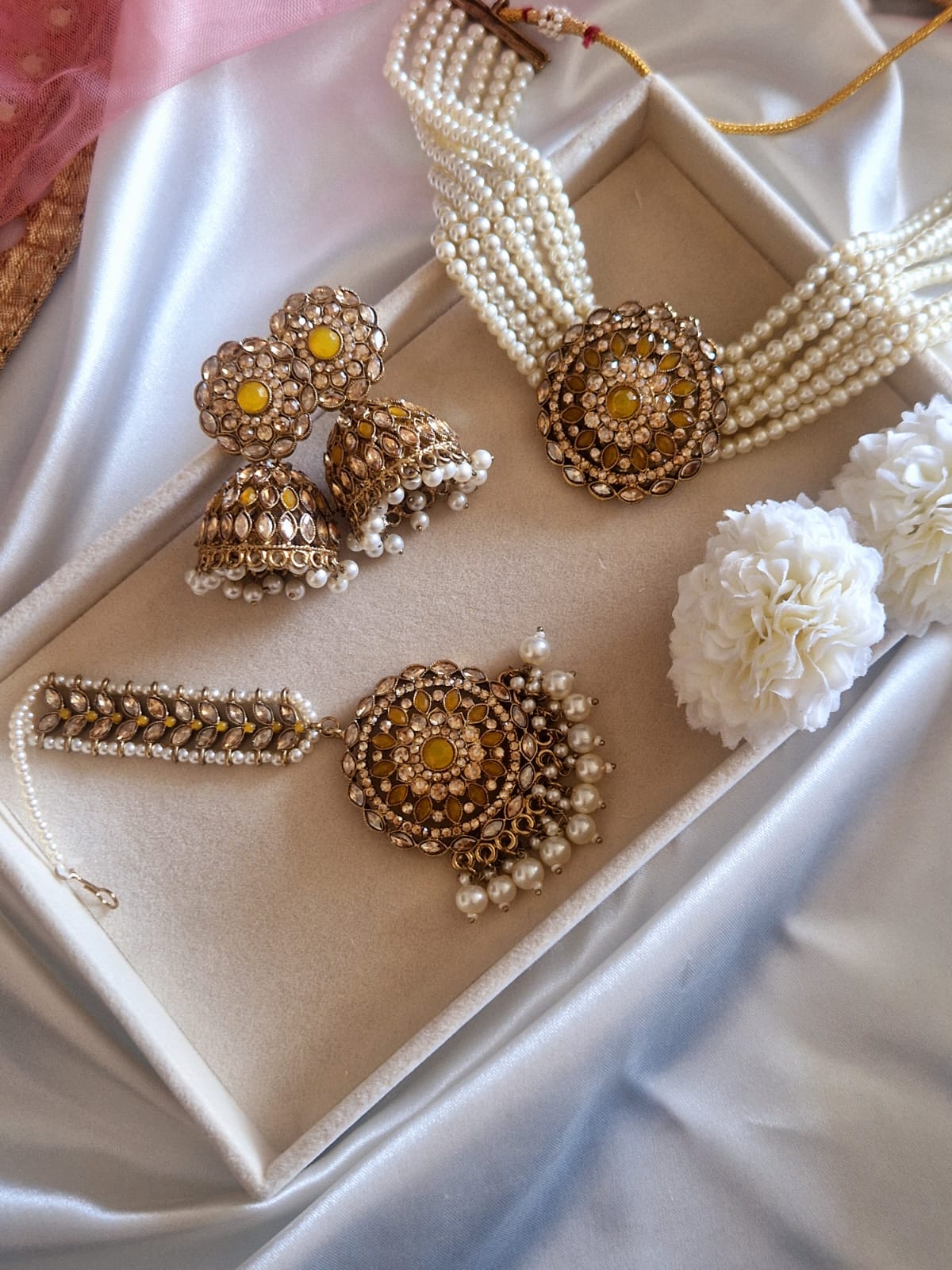 Pearl Choker set