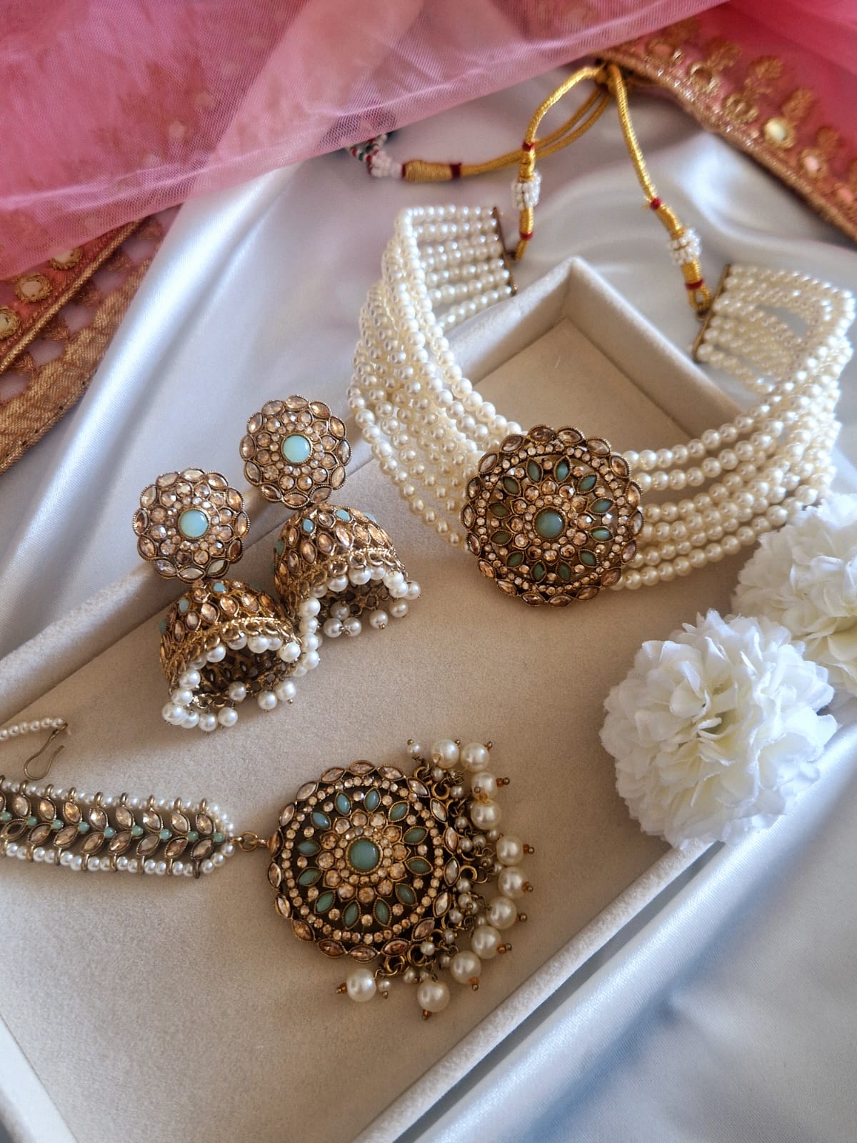 Pearl Choker set